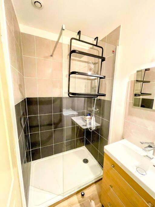 Studio Cosy - 2 Pers - Beziers - Centre - Terrasse - Clim מראה חיצוני תמונה